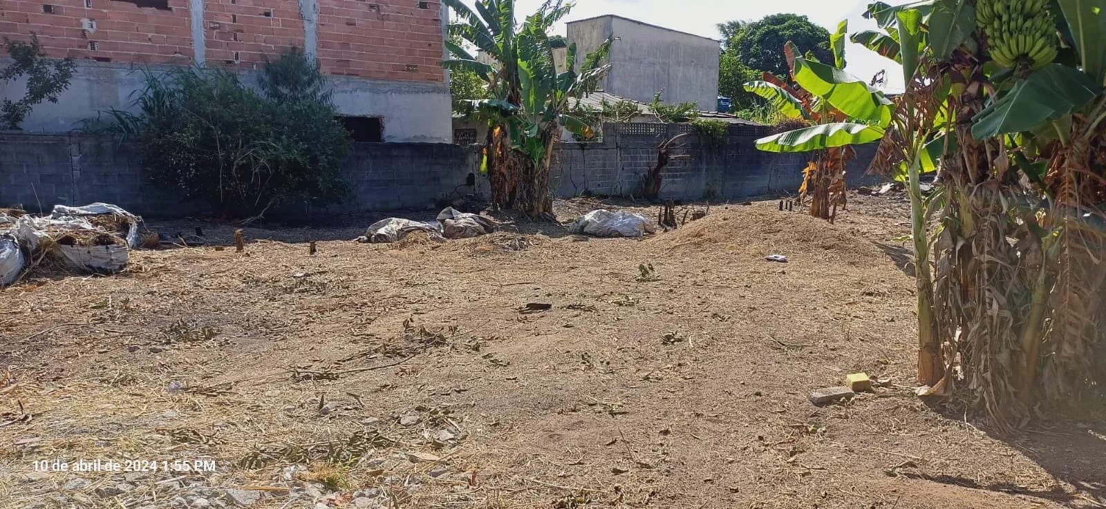 TERRENO com 720m²
